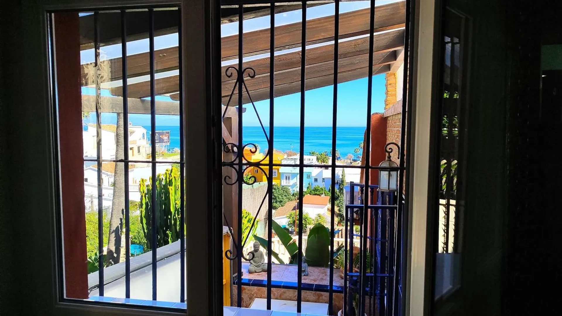 Evans Realty Au Villa Nirvana & Playa & Piscina 푸엔히롤라