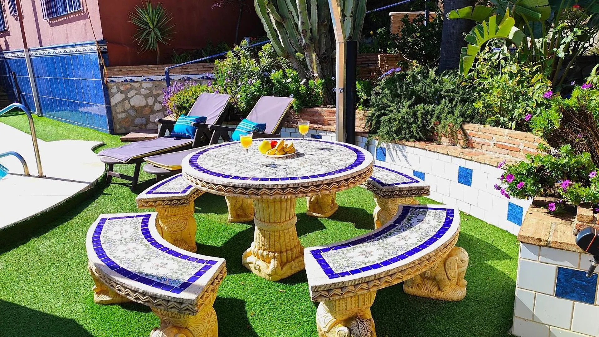 Evans Realty Au Villa Nirvana & Playa & Piscina 푸엔히롤라