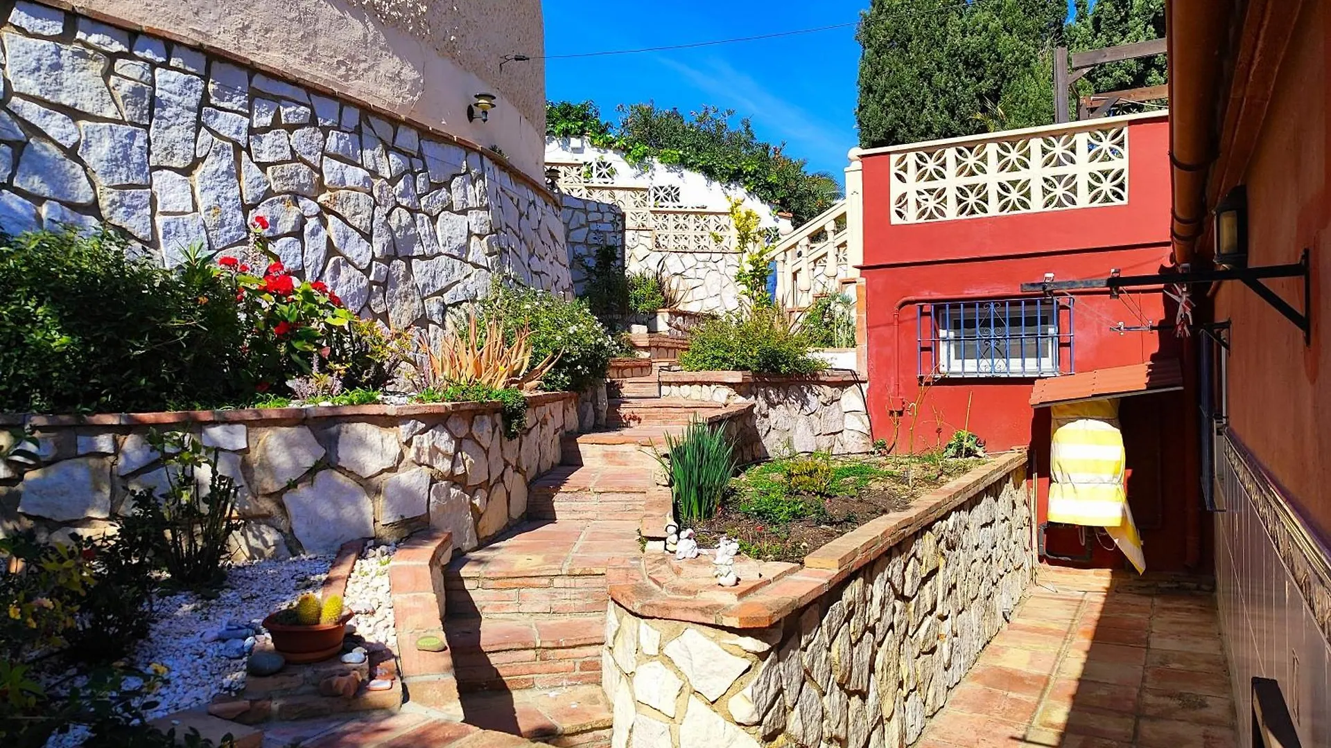 Evans Realty Au Villa Nirvana & Playa & Piscina 푸엔히롤라
